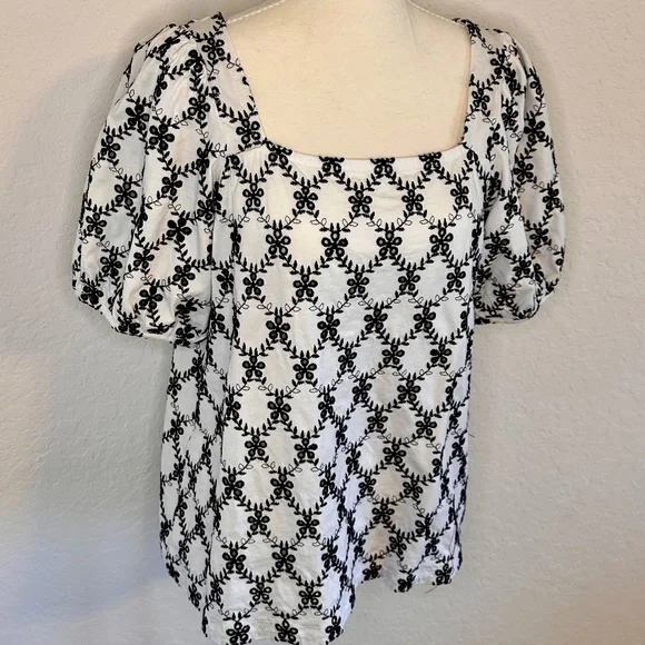 LOFT, Embroidered Blouse, Size L - Picture 2 of 7